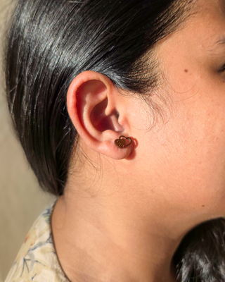 Dual Heart Coconut Stud Earrings